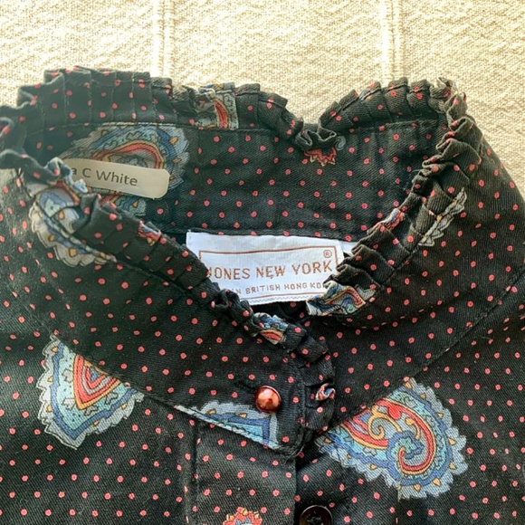 70s Jones New York puffed sleeve paisley blouse - Picture 9 of 12